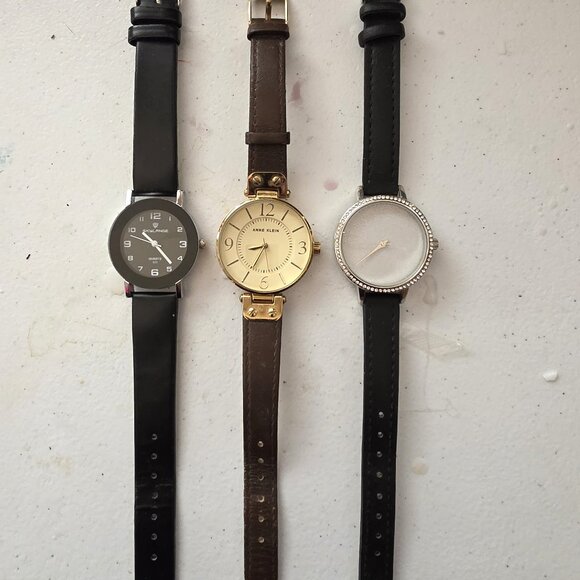 Set of 3 Women's Strap Watches in Black and Brown - Picture 1 of 2